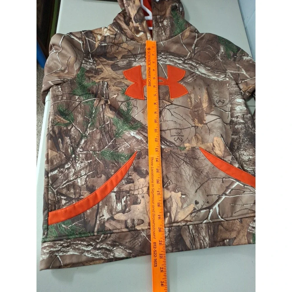 Under Armour‎ Youth XL Camo Hoodie